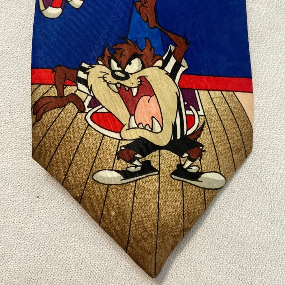 Looney Tunes Mania Basketball Themed Bugs Bunny, Daffy Duck, Tasmanian Devil Tie